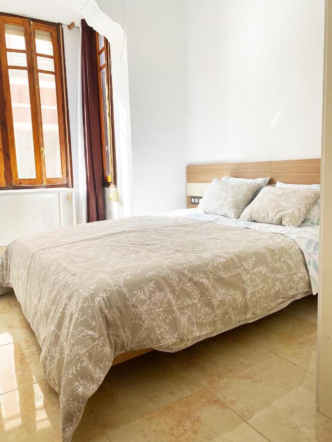 Valencia Cerca Al Puerto Shared Apartment Buitenkant foto