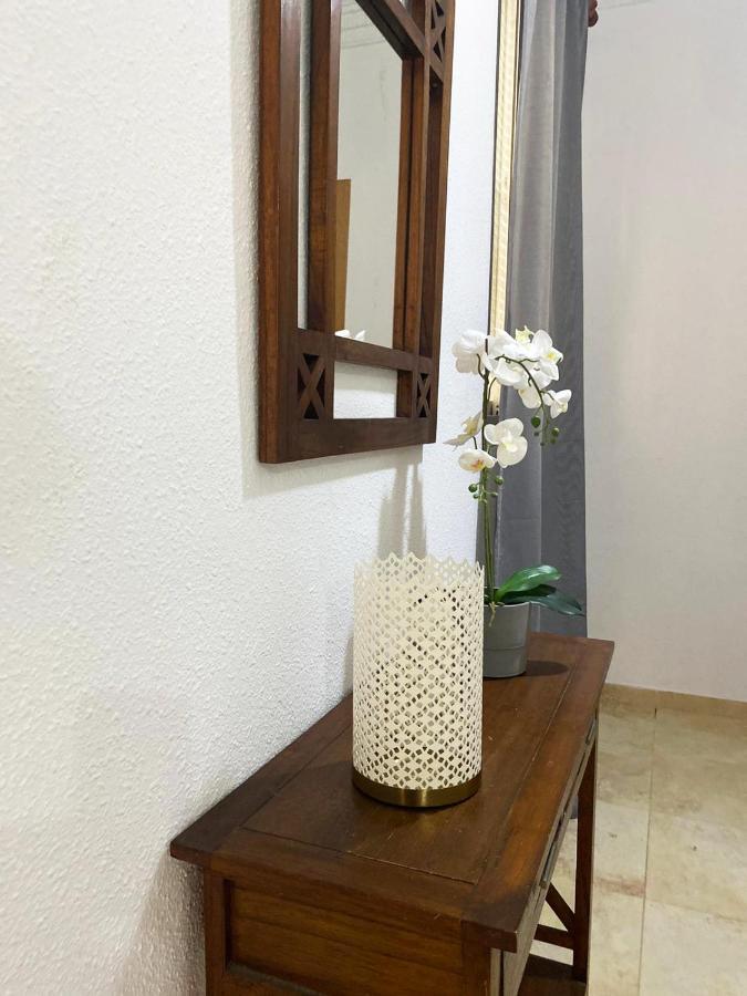 Valencia Cerca Al Puerto Shared Apartment Buitenkant foto