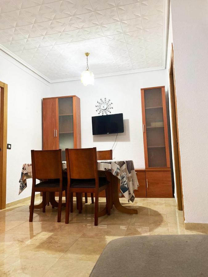 Valencia Cerca Al Puerto Shared Apartment Buitenkant foto